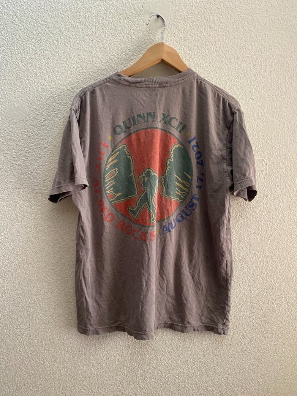 Quinn XCII Live At Red Rocks 2021 Tour Band T-Shirt Men's Large Cotton Heritage